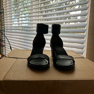 Frye Brand Heeled Sandals. Size 7.